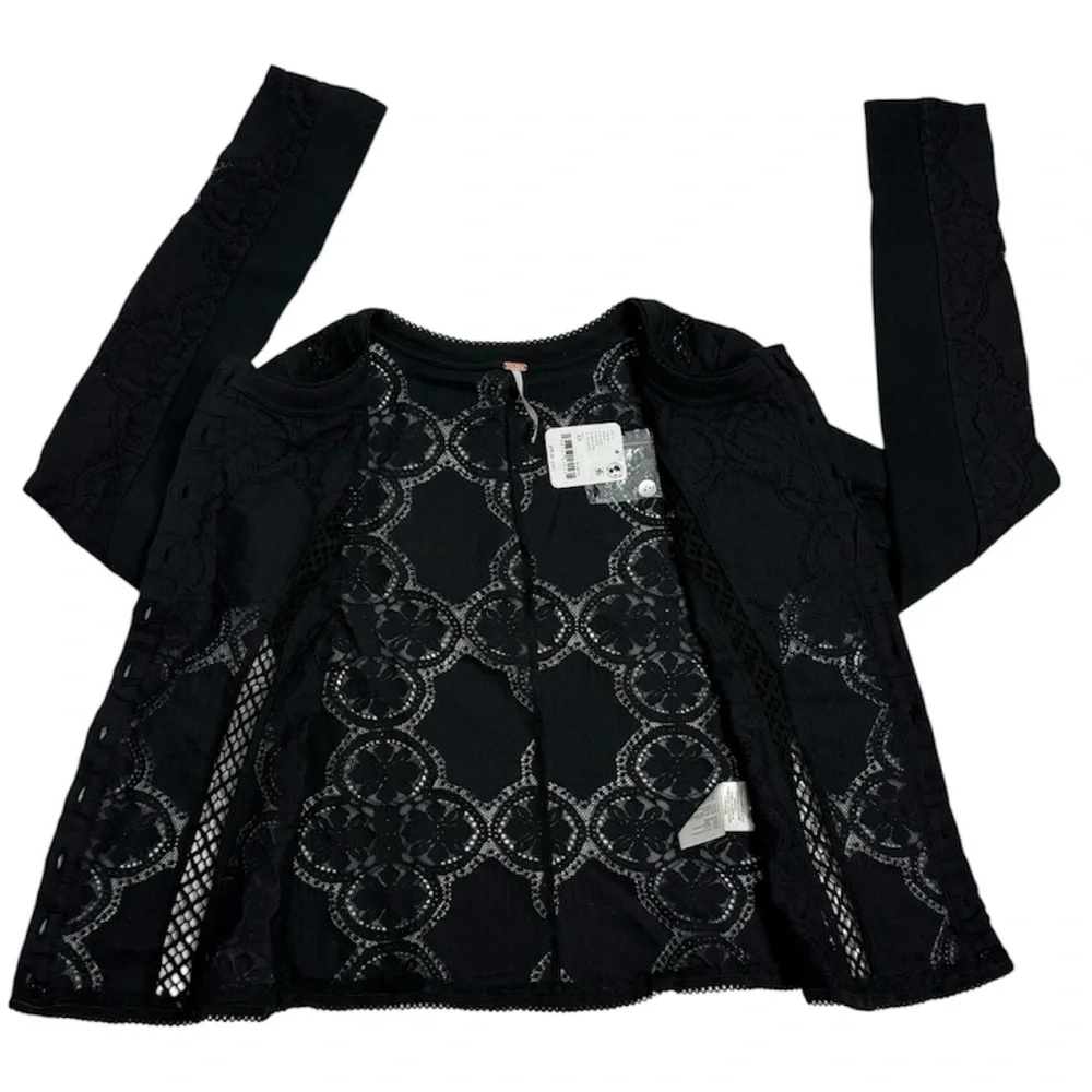 Free‎ People Jae Button-Up Top, Size XSMALL